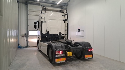Zdjęcie przedmiotu: SCANIA R450 E6 20.1t LA 4x2 NA Highline