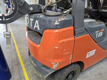 Zdjęcie przedmiotu: Toyota 02-8FGF18 forklift
