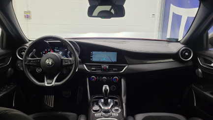 Zdjęcie przedmiotu: ALFA ROMEO GIULIA 2.0 Turbo Veloce TI Q4 aut Pojazd po długotrwałym postoju!