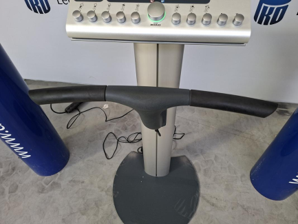 Zdjęcie przedmiotu: Urządzenie do elektrostymulacji mięśni MIHA BODYTEC II