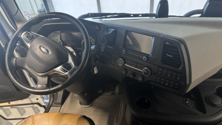 Zdjęcie przedmiotu: Ford F-MAX 500 12.7 TDCi E6d 18.0t