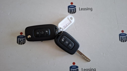 Zdjęcie przedmiotu: RENAULT/CARPOL Trafic Combi 2.0 dCi L2 Equilibre E6d 3.1t