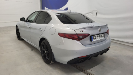 Zdjęcie przedmiotu: ALFA ROMEO Giulia 2.0 Turbo Veloce aut