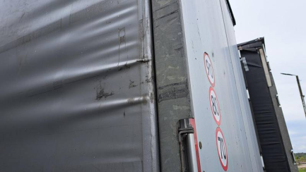 Zdjęcie przedmiotu: SCHMITZ SCS 24 Skrzyniowa