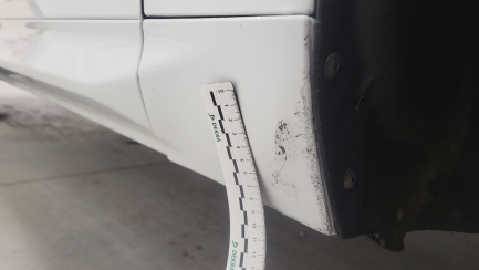 Zdjęcie przedmiotu: Volvo XC60 D4 SCR AWD Momentum aut