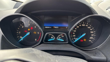 Zdjęcie przedmiotu: Ford Kuga 2.0 TDCi Titanium AWD Powershift Oświadczenie o utracie DR