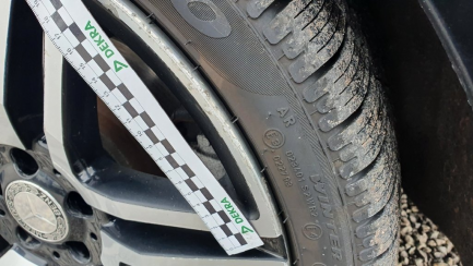 Zdjęcie przedmiotu: Mercedes-benz CLS550 sedan