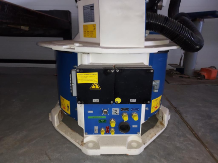 Zdjęcie przedmiotu: Robot spawalniczy KUKA KT/140/E-FC