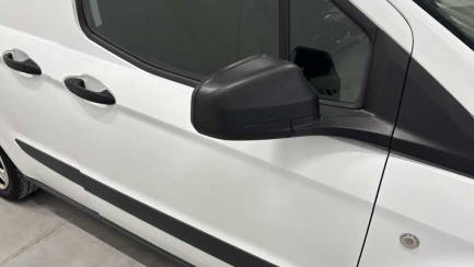 Zdjęcie przedmiotu: Ford Transit Courier 1.5 TDCi E6.2 1.8t Trend