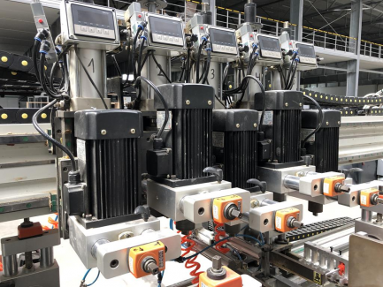 Zdjęcie przedmiotu: LAZZONI EXPERT 806 through-feed drilling machine