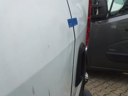 Zdjęcie przedmiotu: Iveco Daily 35C15 V L (19,6m3) Euro 5