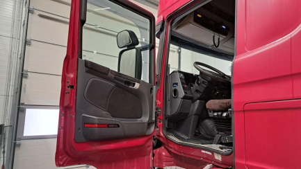 Zdjęcie przedmiotu: SCANIA R450 E6 20.1t LA 4x2 NA Highline