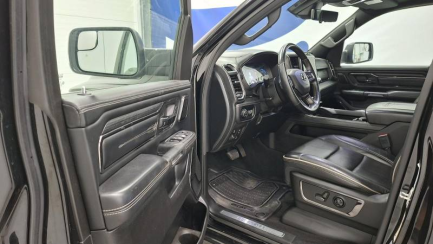 Zdjęcie przedmiotu: RAM 1500 5.7 V8 E6 3.5t Crew Limited Chrome AWD