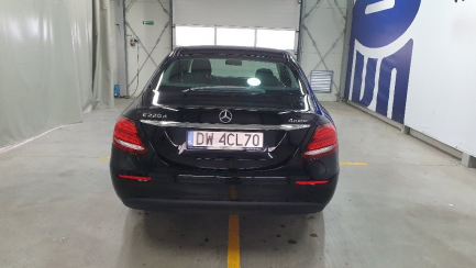Zdjęcie przedmiotu: Mercedes-benz E 220 Sedan