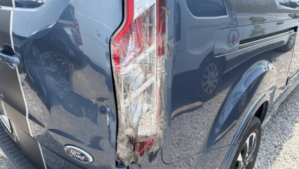 Zdjęcie przedmiotu: Ford Transit Custom 320 2.0 TDCi E6.2 3.2t L2 Sport