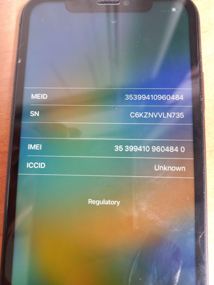 Zdjęcie przedmiotu: Telefon / Smartfon Apple iPhone 11 64GB czarny kod prod. MWLT2PM/A