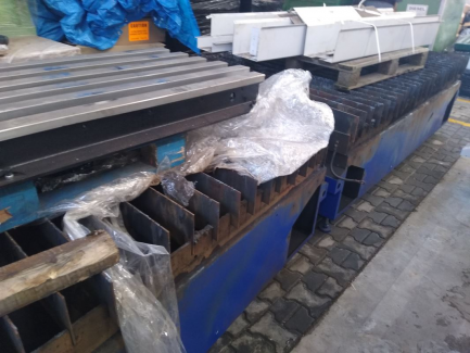 Zdjęcie przedmiotu: Automatic oxygen-plasma cutting machine Eckert Szafir