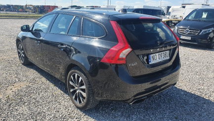Zdjęcie przedmiotu: Volvo V60 T2 momentum aut
