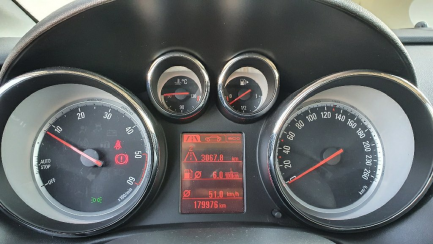 Zdjęcie przedmiotu: Opel Astra IV 1.6 CDTI Essentia Sports Tourer 12-16