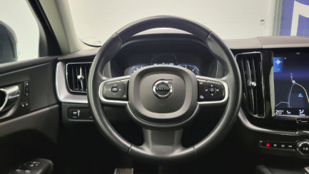 Zdjęcie przedmiotu: Volvo XC60 B4 D AWD Momentum Pro aut
