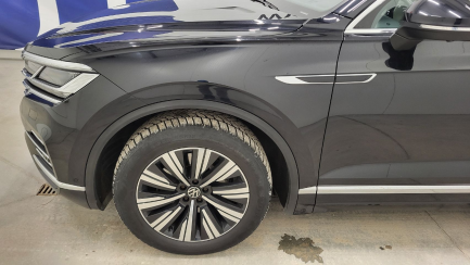 Zdjęcie przedmiotu: Volkswagen Touareg 3.0 V6 TDI SCR 4Mot. Elegance