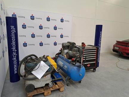 Zdjęcie przedmiotu: Workshop equipment set