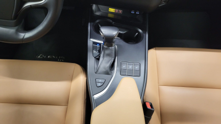 Zdjęcie przedmiotu: Lexus UX 200 GPF F Sport Design 2WD