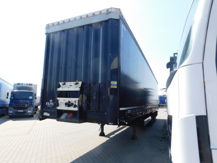Zdjęcie przedmiotu: KRONE SD Curtain semitrailer