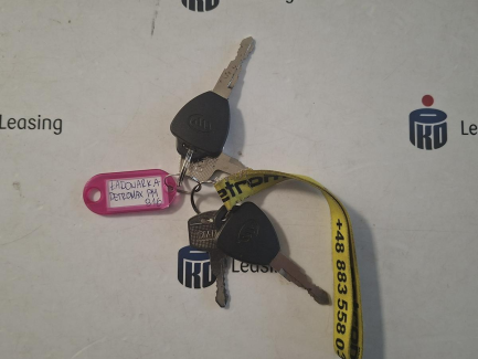 Zdjęcie przedmiotu: Ładowarka kołowa przegubowa PETROMAX PM 916