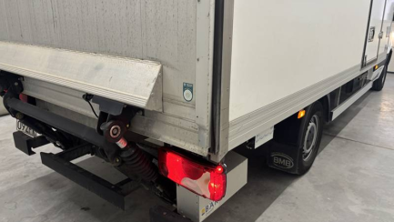 Zdjęcie przedmiotu: MERCEDES-BENZ/BMB SPRINTER E6e 3.5t Base Aut.