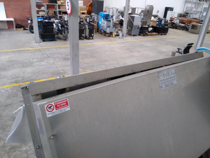 Zdjęcie przedmiotu: Apple peeler PND S.r.l. Fruit Processing Machinery Italy PEELING MACHINE PL6 160 BG