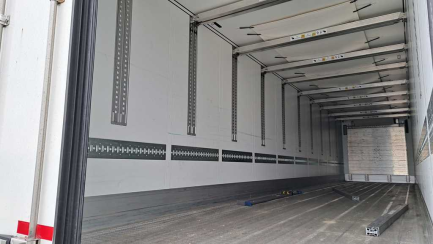 Zdjęcie przedmiotu: SCHMITZ SKO 24 Refrigerator