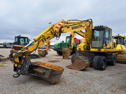 KOMATSU PW160-11 wheeled excavator