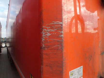 Zdjęcie przedmiotu: KRAKER CF-Z CF200 moving floor semi-trailer