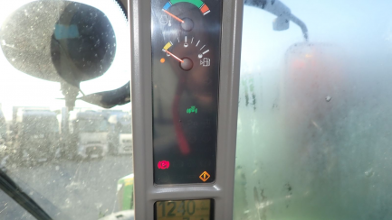 Zdjęcie przedmiotu: CASE Magnum 340 NFC farm tractor