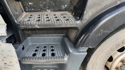 Zdjęcie przedmiotu: Iveco AS440T/P 4x2 Hi-Way