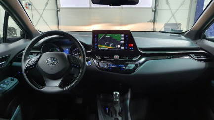 Zdjęcie przedmiotu: Toyota C-HR 1.8 Hybrid Premium
