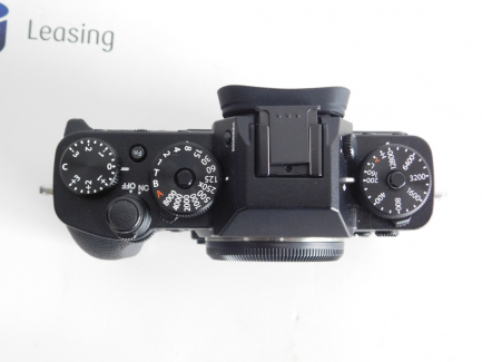 Zdjęcie przedmiotu: Camera with Fuji Film Corporation lens: body - XT3 / lens - XF35mmF2 R WR