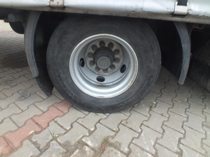 Zdjęcie przedmiotu: Przyczepa skrzyniowa i kurtynowa z osiami centralnymi PLANDEX PTL 18