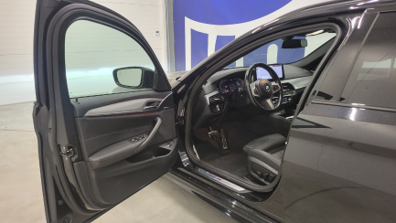 Zdjęcie przedmiotu: BMW 520i Touring mHEV M Sport sport-aut