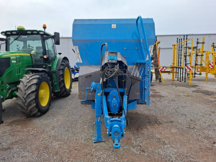 Zdjęcie przedmiotu: W&oacute;z paszowy EUROMILK PUMA 17HD 