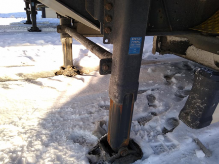 Zdjęcie przedmiotu: K&auml;ssbohrer Maxima Тентований (&laquo;фіранка&raquo;)