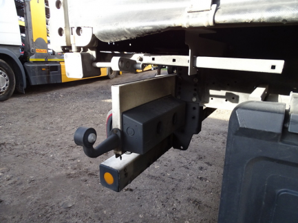Zdjęcie przedmiotu: SCHMITZ SCB * S3T SCS 24 / L-13.62 E B curtain semi-trailer