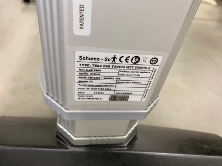 Zdjęcie przedmiotu: Medical laser for 2RT ELLEX MEDICAL PTY therapy. 2RT LR1532