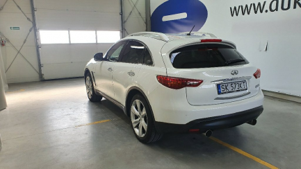 Zdjęcie przedmiotu: Infiniti Q70 SUV