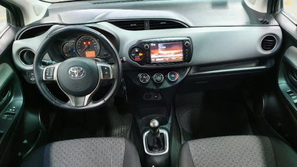 Zdjęcie przedmiotu: Toyota Yaris Hatchback 1.0 Premium