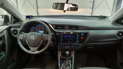 Zdjęcie przedmiotu: Toyota Auris Kombi 1.6 Active MS