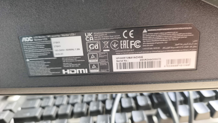 Zdjęcie przedmiotu: Zestaw komputerowy: Komputer stacjonarny Intel Core i5-12400F, RTX 5060, 32GB, 2TB M2, WIN 11 Pro + Monitor LED 27" AOC 27G4X + Słuchawki + Klawiatura  + Myszka 