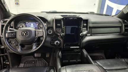 Zdjęcie przedmiotu: RAM 1500 5.7 V8 E6 3.5t Crew Limited Chrome AWD
