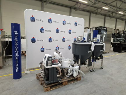 Zdjęcie przedmiotu: Urządzenia do przetw&oacute;rstwa tworzyw sztucznych firmy SHINI